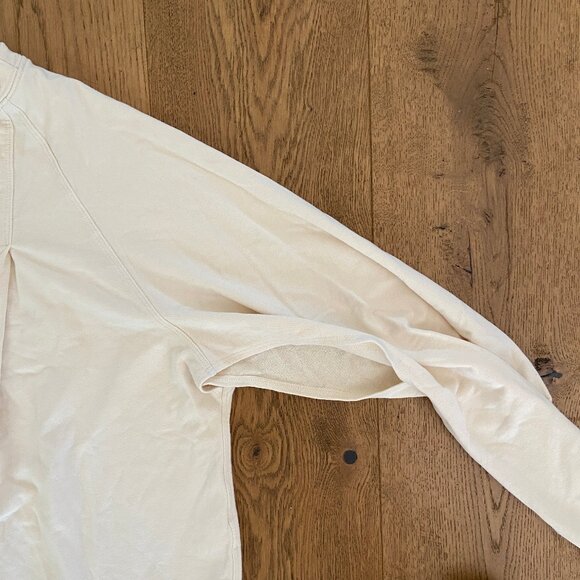 TATEJONES Cape Sweatshirt - Picture 14 of 14